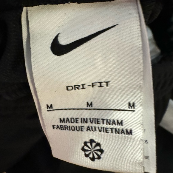 Nike Dri-FIT pants size medium - Picture 6 of 7